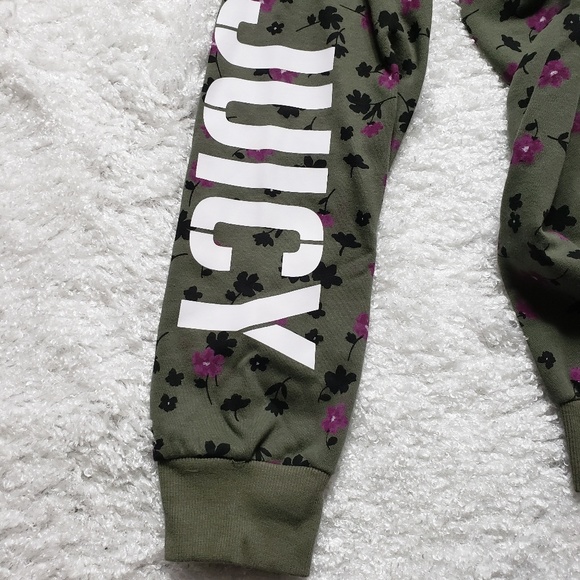 SALE!! JUICY COUTURE PULLOVER - Picture 4 of 8